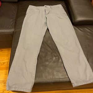 Old Navy men’s size 32x34 grey flat front pants
